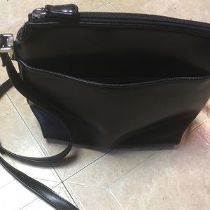 Liz Claiborne Black Vinyl Pocketbook